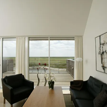 리조트 인조이 뢰뫼 Rømø Kirkeby