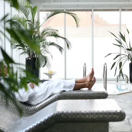 인조이 뢰뫼 리조트 Rømø Kirkeby